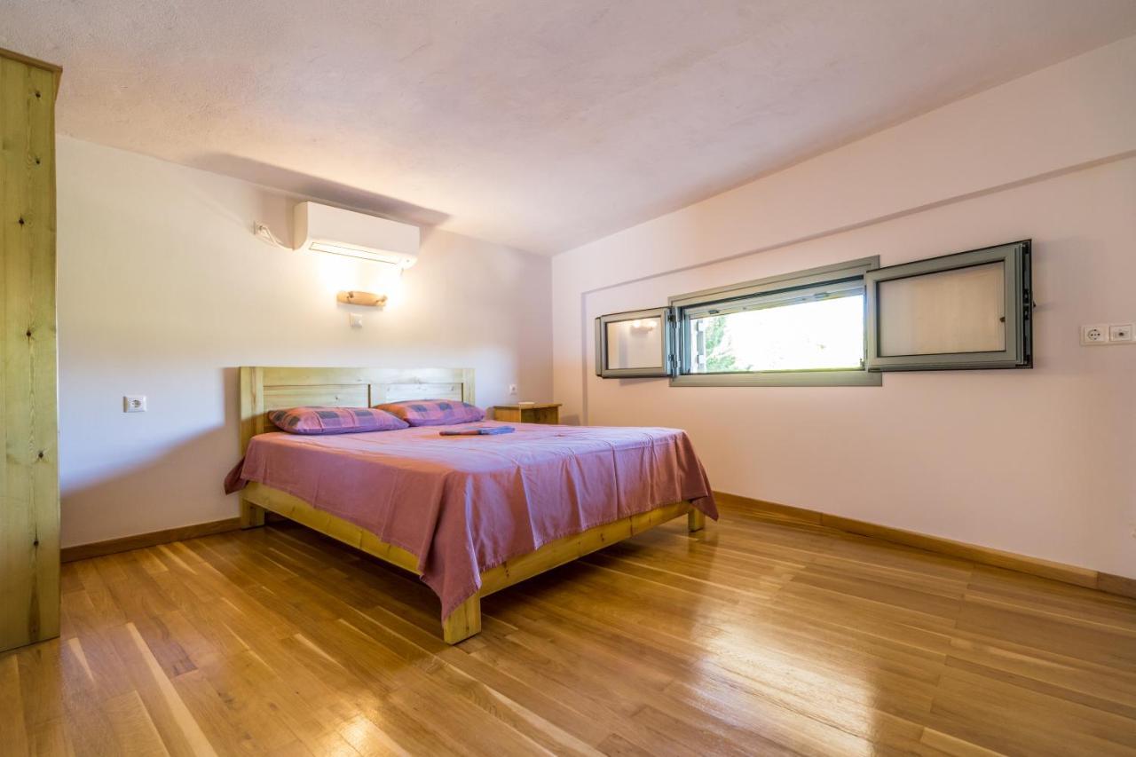 Seafront Studio With Direct Beach Access Koróni Exterior foto